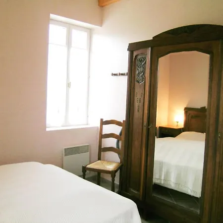 Maison De Charme Avec Jardin Clos En Sologne Bourbonnaise, Animaux Acceptes, Pres De Moulins. - Fr-1-489-258 Holiday home