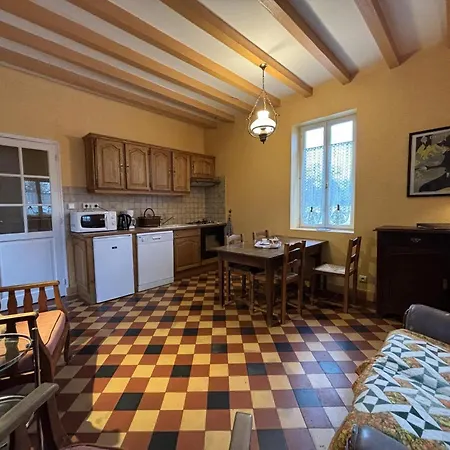 Maison De Charme Avec Jardin Clos En Sologne Bourbonnaise, Animaux Acceptes, Pres De Moulins. - Fr-1-489-258 Holiday home