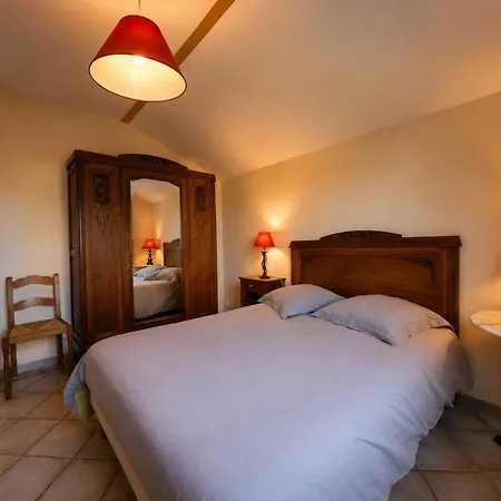 Holiday home Maison 2 Avec Jardin Clos En Sologne, Animaux Acceptes - Fr-1-489-258